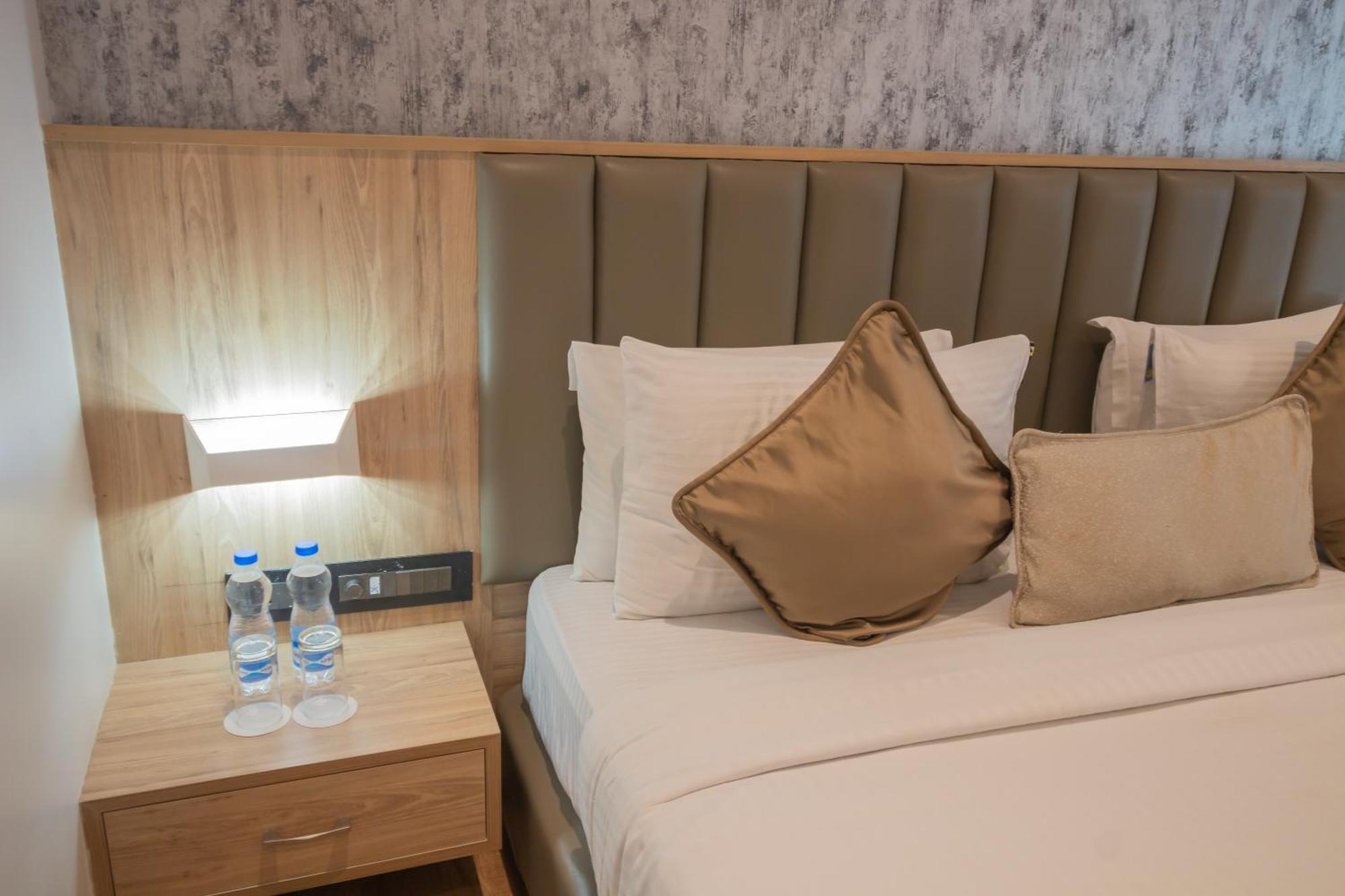 Hotel Celestiial , Кандолім Екстер'єр фото